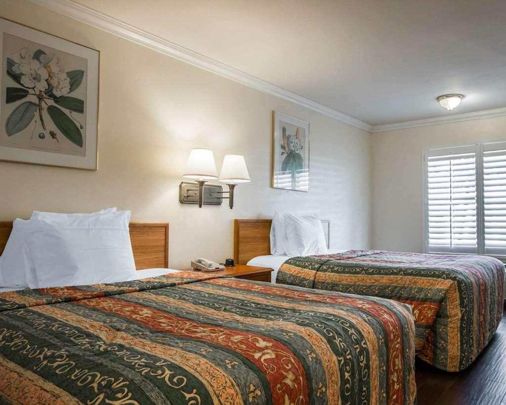 Econo Lodge Moreno Valley Phòng bức ảnh