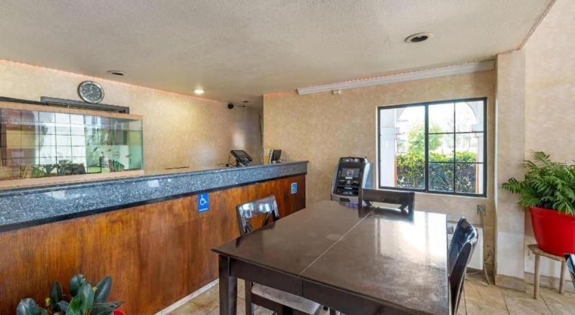 Econo Lodge Moreno Valley Ngoại thất bức ảnh